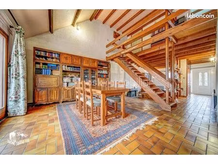 maison 6 pièces 129 m²