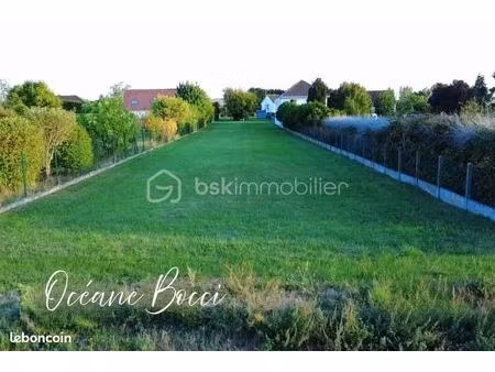 terrain 2 111 m² mehun sur yevre