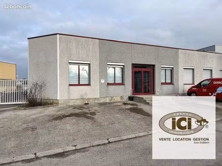 local 13 m² cranves sales