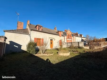 maison 10 pièces 104 m²