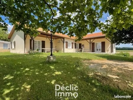 pavillon 173 m² les adjots