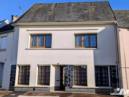 maison 8 pièces 155 m²