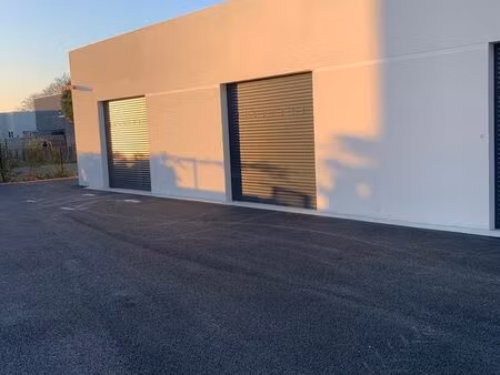 local artisanal/ commercial 64 m² – zone albères méditerranée – bail 3/6/9