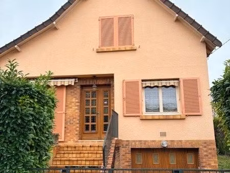 villa 5 pièces 90 m²