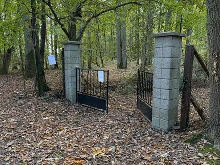 parcelle de forêt clôturée