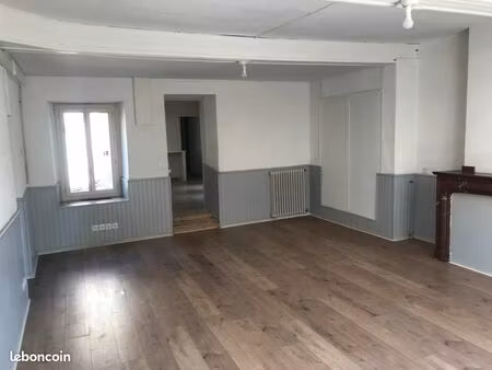 t3 - 86 m2 - cours + jardin