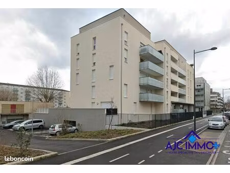 parking/box 13 m² strasbourg