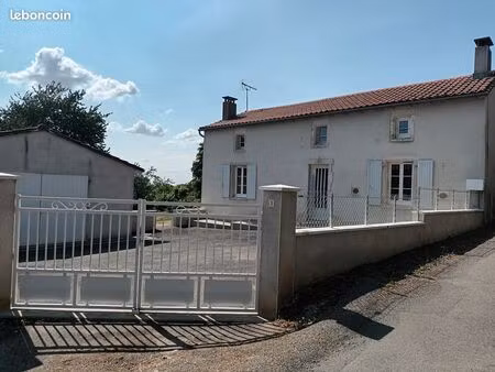 maison 4 chambres 10 min la rochefoucauld