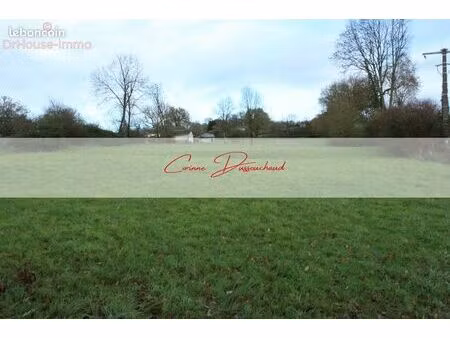 terrain 4047 m² chabanais