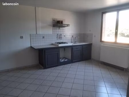 appartement 08170 fumay