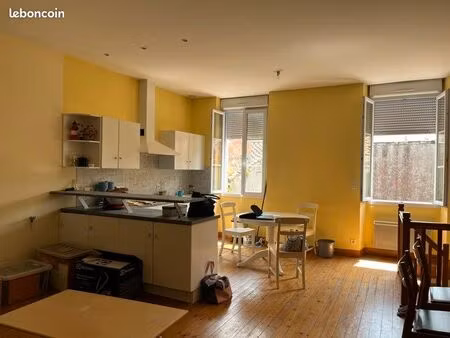 immeuble 270 m² lesparre medoc