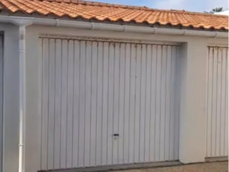 garages bientôt disponible à vic-en-bigorre