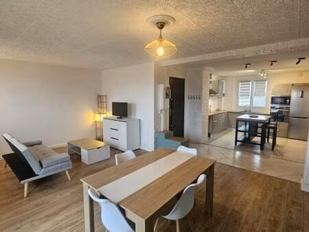 location appartement 3 pièces 67 m² à oullins-pierre-bénite (69310)