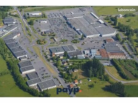 local commercial 600 m²