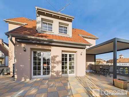 maison 6 pièces 160 m²