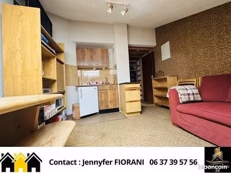 studio 1 pièce 14 m²