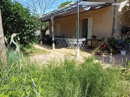 à vendre – maison de 157 m² environ habitables sur terrain arboré de 5700 m² environ – env