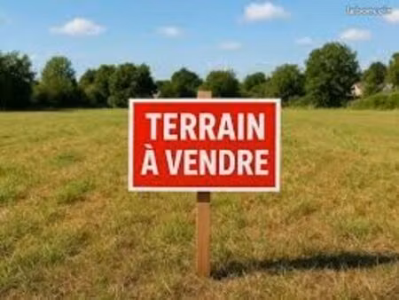 terrain 1 106 m² longages