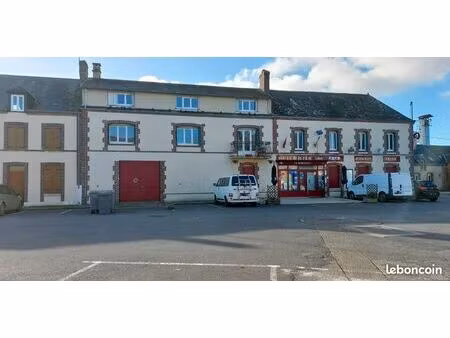 immeuble 15 pièces 329 m²