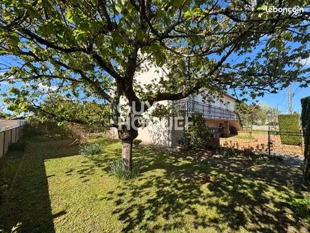 maison 8 pièces 190 m²