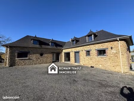 propriété 5 pièces 180 m²