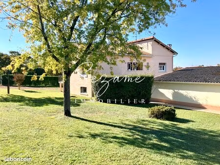 nersac - 10 min sud angoulême - agréable maison sur sous/sol f7  dépendances  gd terrain c