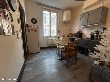 immeuble 6 pièces 92 m²