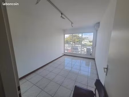 bureaux 110 m² saint-denis