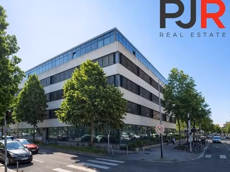 bureaux 605 m² nancy