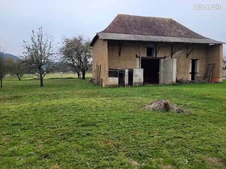 grange à réhabiliter