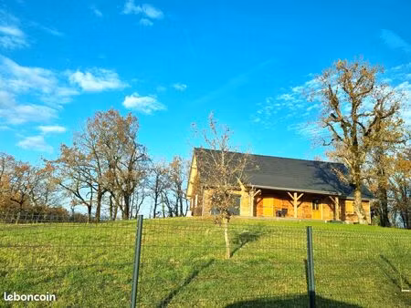à vendre maison bois à turenne village classé de la corrèze