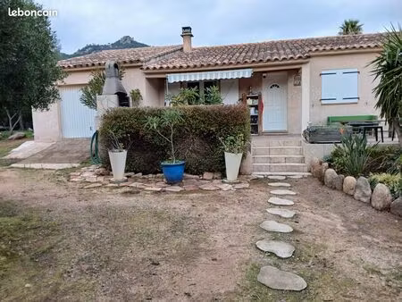 villa 5 pièces 120 m2