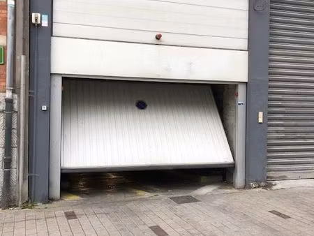 parking sécurisé tourcoing centre