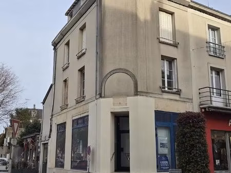 immeuble 105 m² chateau gontier sur mayenne