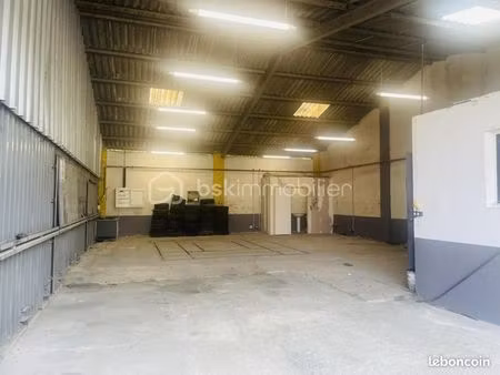 local commercial 150 m²