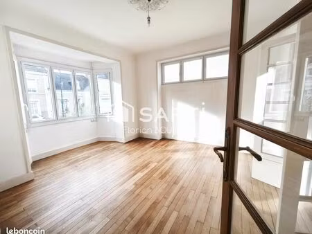 maison 7 pièces 158 m²