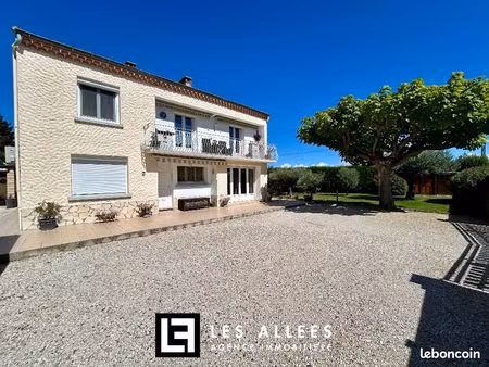 maison 6 pièces 150 m²