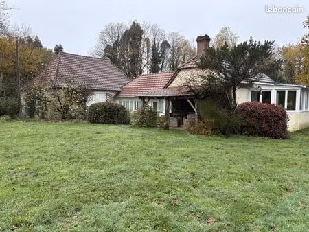 propriété 4 pièces 105 m²