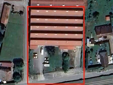 bâtiment 625m2 /1250m2 à louer pour stockage / activité professionnelle