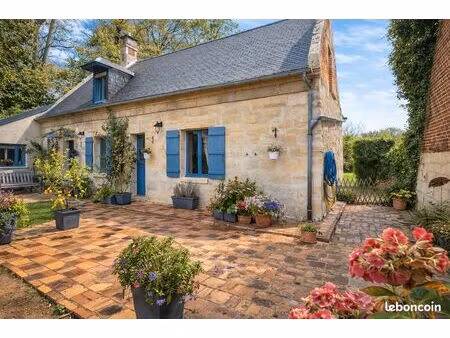 propriété 11 pièces 243 m²