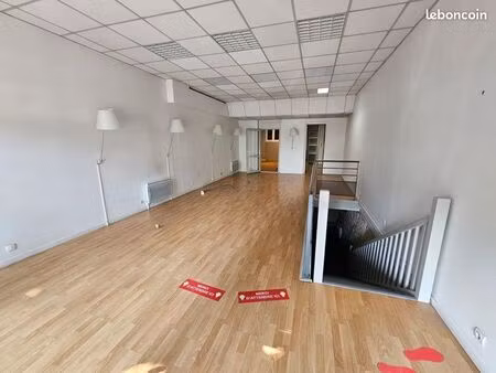 à louer - local commercial de 200 m² - boulevard gambetta  marmande (47200)