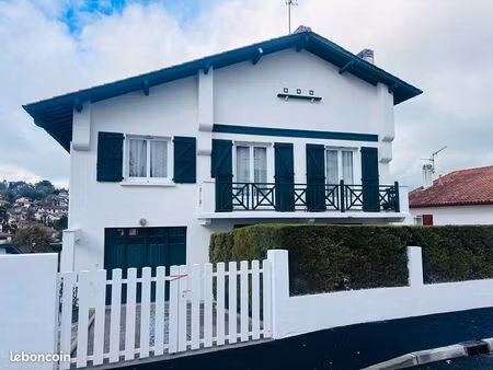 maison 7 pièces 165 m²