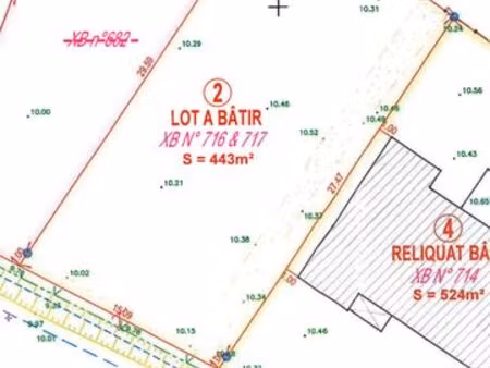 terrain constructible de 443 m2
