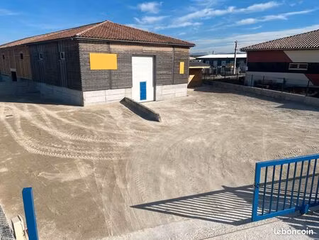 a vendre batiment atelier + bureau