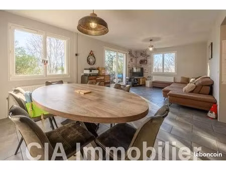 maison 5 pièces 121 m²