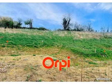 terrain 1 318 m² septeme