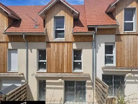villa 5 pièces 120 m²