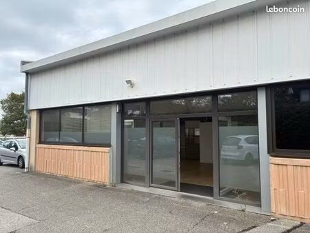 local 70m2 parc des glaisins annecy le vieux