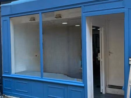 local commercial senlis