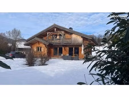 chalet 6 pièces 138 m²